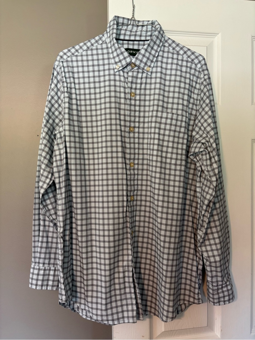 Orvis Men's Gray & Sky Blue Check Button-Down Shirt